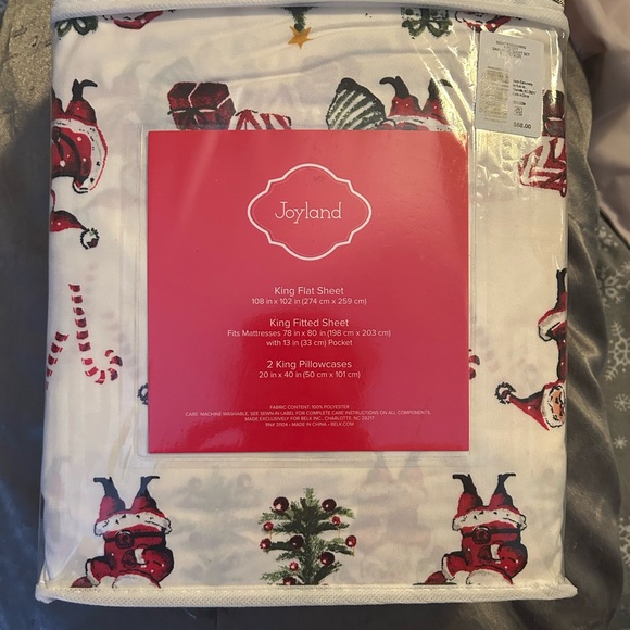 NWT CHRISTMAS 🤶 Santa clause king sheets. - Picture 9 of 10